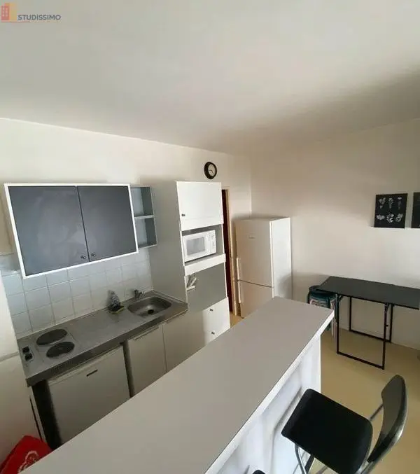 Studio meublé 32m² Tours - Rez-de-jardin, cour fermée - Photo 5