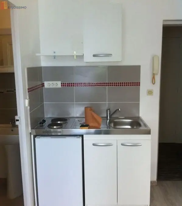 Studio meublé 16m² La Riche - Proche Place Saint-Anne - Photo 15