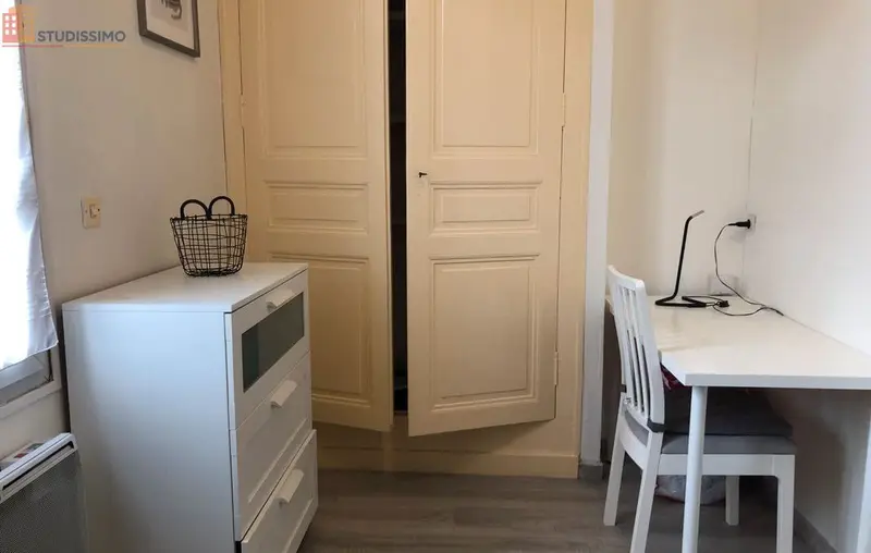 Studio meublé 16m² La Riche - Proche Place Saint-Anne - Photo 5