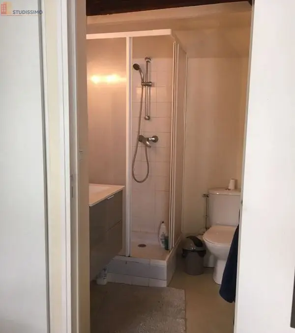 Studio meublé 20m² Tours centre - Proche commerces, lumineux - Photo 2