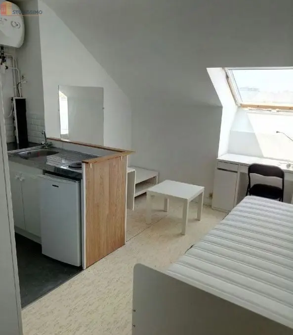 Studio meublé 15m² Saint-Cyr-sur-Loire - 6e étage, lumineux - Photo 2