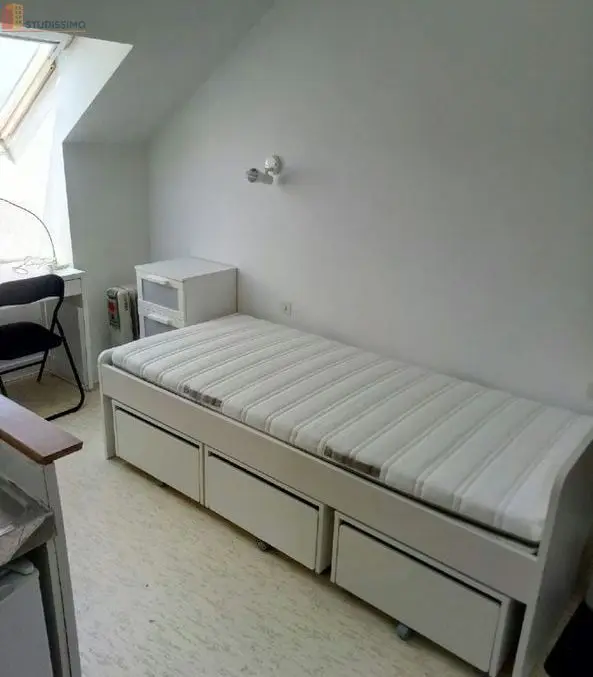 Studio meublé 15m² Saint-Cyr-sur-Loire - 6e étage, lumineux - Photo 1