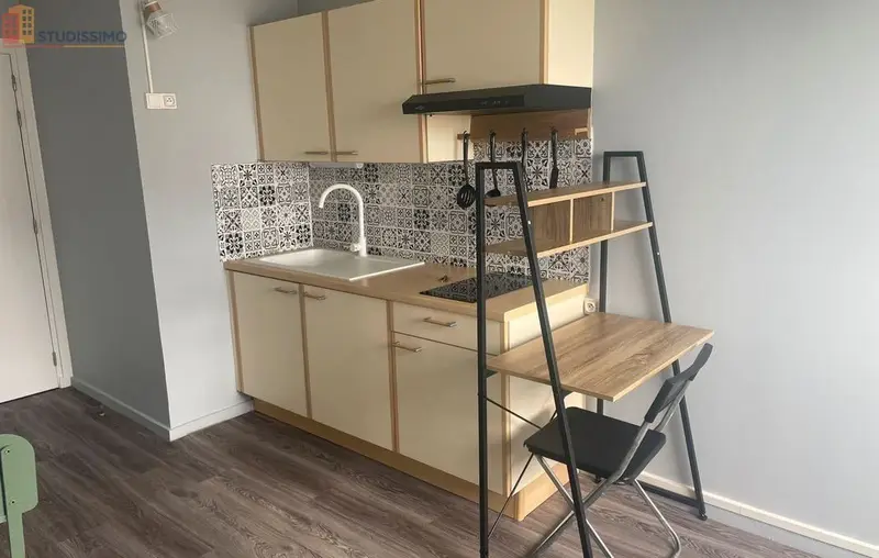 Studio meublé 14m² Tours centre - Pour étudiant, lumineux - Photo 2