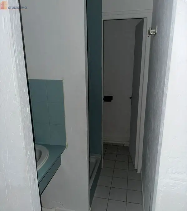 Studio 26m² Tours centre - Poutres apparentes, rez-de-chaussée - Photo 9