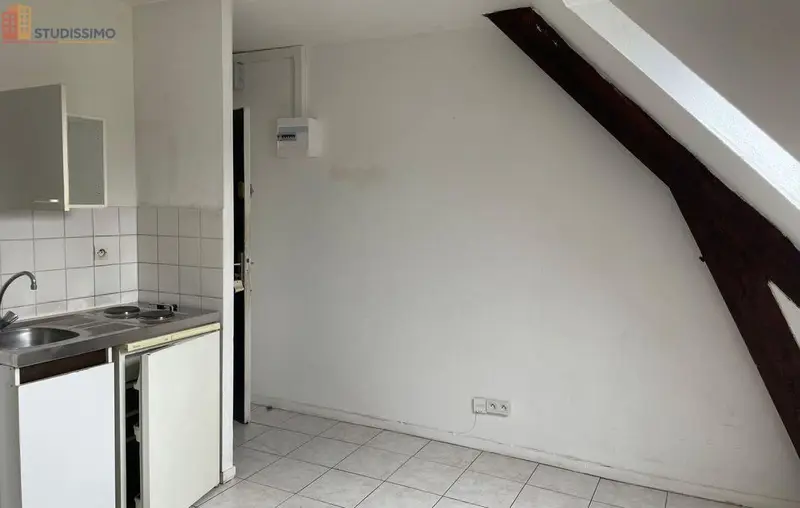 Studio 16m² Tours centre - Dernier étage, lumineux - Photo 2