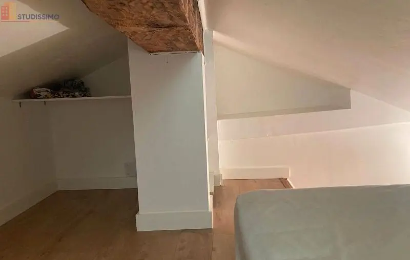 Studio meublé 19m² Grenoble centre - Lumineux, dernier étage - Photo 1