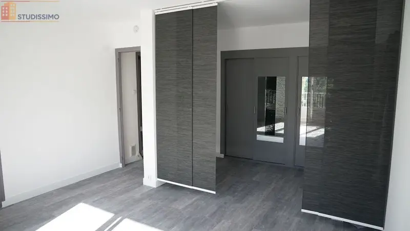 Studio 33m² Le Pont-de-Claix - Lumineux, 5e étage - Photo 4