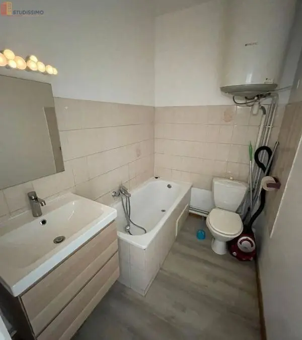 Studio meublé 26m² Grenoble hyper-centre - Proche Championnet/Victor Hugo - Photo 2