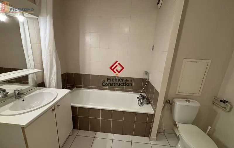 Studio 34m² Grenoble centre - Dernier étage, lumineux - Photo 1
