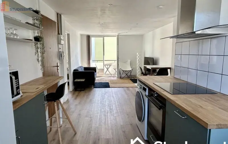 Studio meublé 10m² Grenoble 38000 - Lumineux, 5e étage - Photo 10