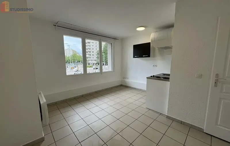 Studio 19m² Grenoble - 1er étage, DPE E - Photo 9