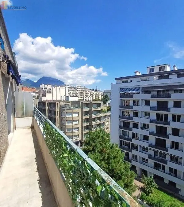 Studio 33m² Grenoble centre - Meublé, étage élevé - Photo 25