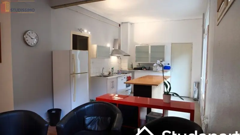 Studio meublé 10m² Grenoble 38000 - Meublé, DPE D - Photo 1