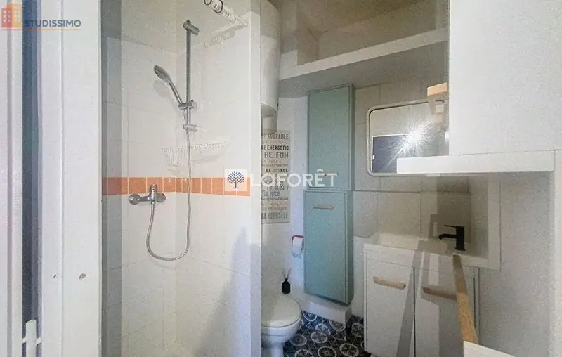 Studio 19m² Bourgoin-Jallieu - 1er étage, lumineux - Photo 2