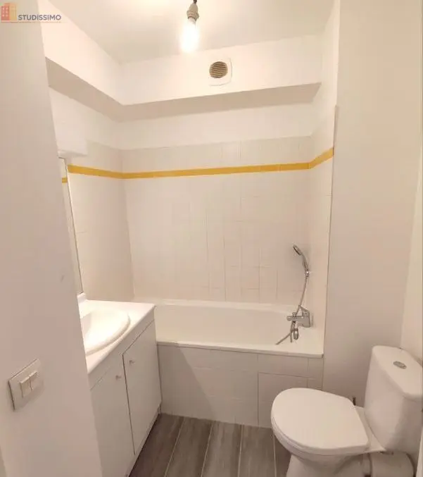 Studio meublé 18m² Grenoble 38100 - Balcon, lumineux - Photo 1