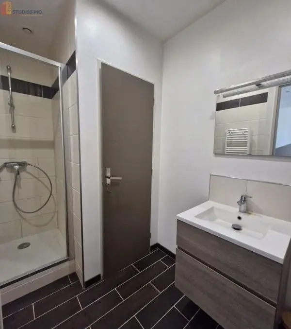 Studio 27m² Vienne 38200 - Photo 2