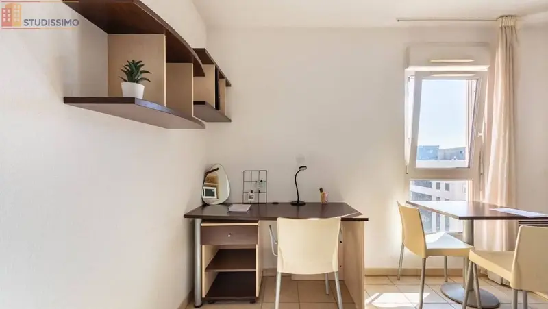 Studio meublé 18m² Grenoble centre - Lumineux - Photo 9