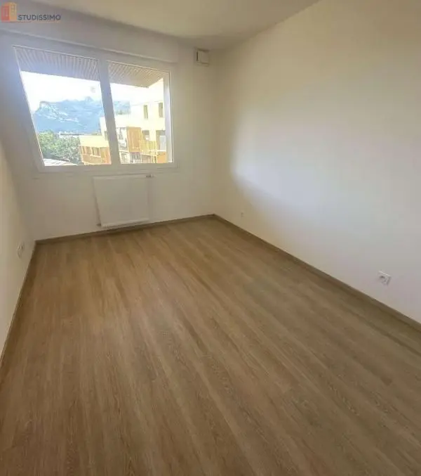Studio 41m² Échirolles - Lumineux, 5e étage - Photo 16