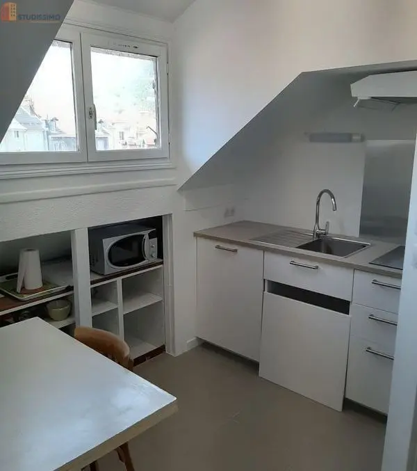 Studio 21m² Grenoble centre - Meublé, dernier étage - Photo 5