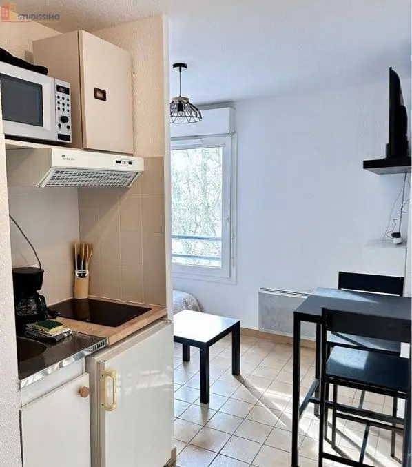 Studio meublé 16m² Grenoble centre - Lumineux, 5e étage - Photo 9