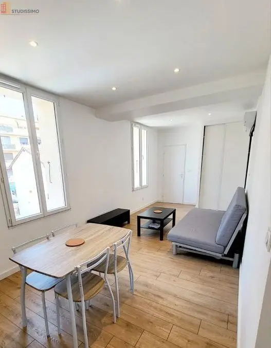 Studio meublé 26m² Grenoble 38000 - Lumineux, 1er étage - Photo 3