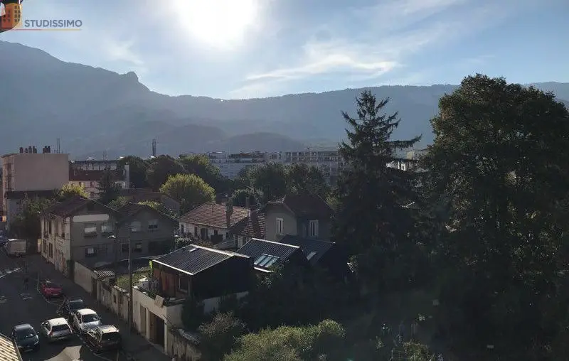 Studio meublé 14m² Grenoble centre - Belle vue, sans vis-à-vis - Photo 4