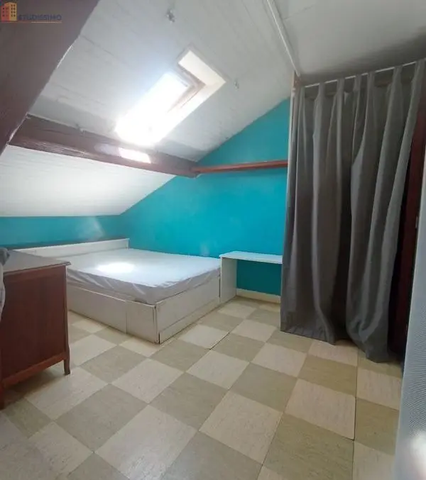 Studio 40m² Grenoble 38100 - Mansardé, meublé - Photo 2