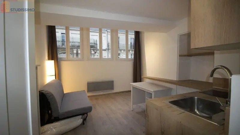 Studio meublé 17m² Grenoble centre - Hypercentre, lumineux - Photo 24