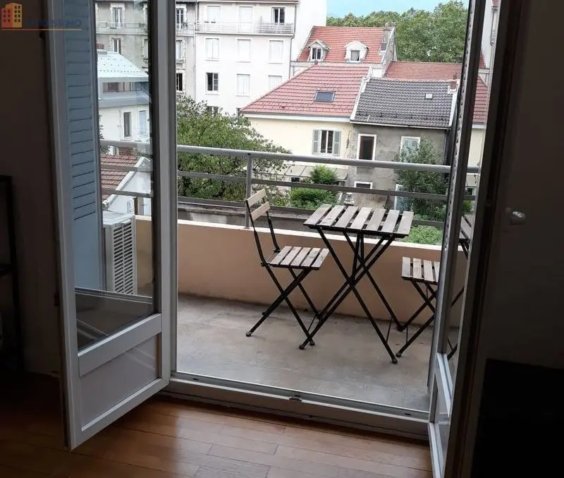 Studio meublé 28m² Grenoble 38100 - Résidence standing, climatisé - Photo 4