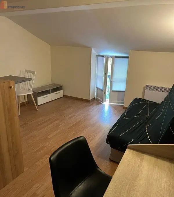 Studio 18m² Voiron - Meublé, centre-ville - Photo 2
