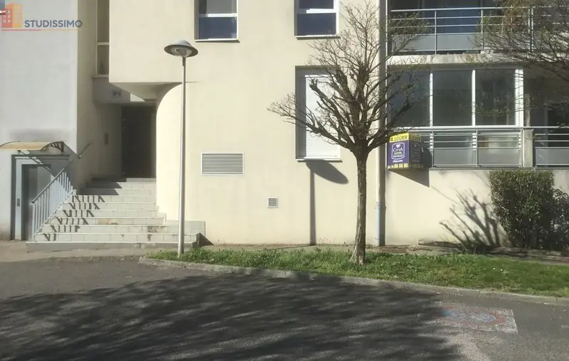 Studio 32m² Fontaine 38600 - Lumineux, proche commodités - Photo 3