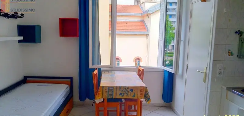 Studio meublé 17m² Grenoble 38100 - Pour étudiant, lumineux - Photo 2