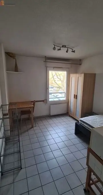 Studio meublé 17m² Grenoble centre - Face gare, lumineux - Photo 2