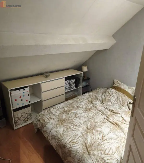Studio meublé 20m² Rives 38140 - Coin chambre, 3e étage - Photo 7