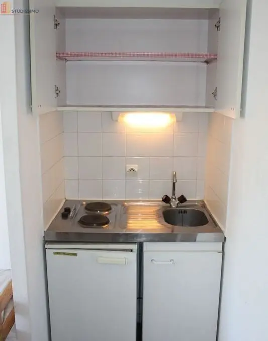 Studio meublé 18m² Grenoble centre - Meublé, 3e étage - Photo 8