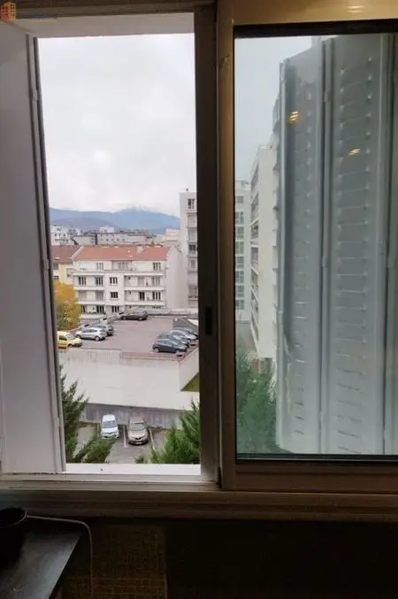 Studio 10m² Grenoble 38100 - Meublé, étage élevé - Photo 5