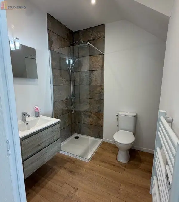 Studio 32m² Lons-le-Saunier - Sur rue - Photo 4