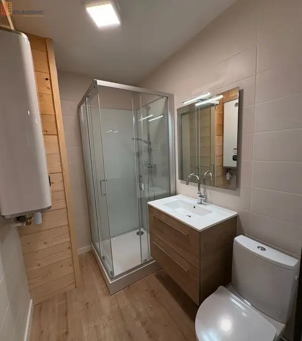 Studio 30m² Poligny - Meublé, DPE B - Photo 4