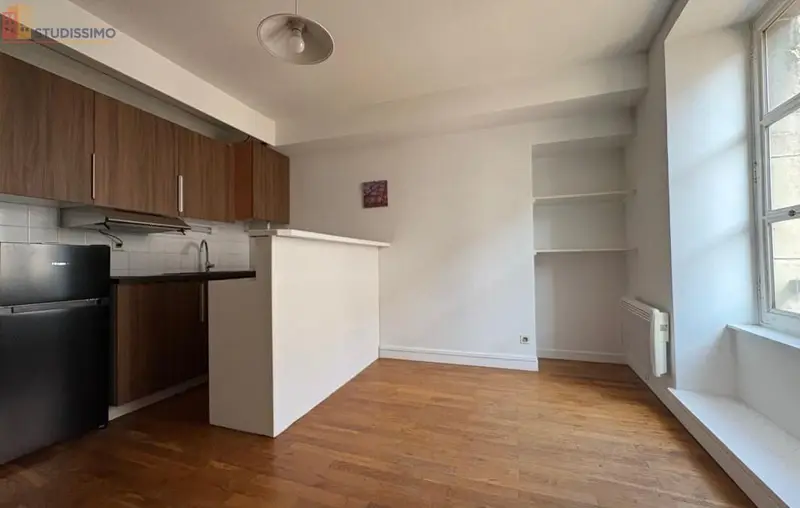 Studio meublé 25m² Lons-le-Saunier - Meublé, 1er étage - Photo 21