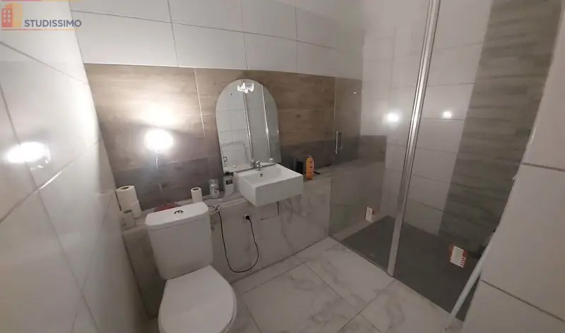 Studio 25m² Saint-Claude 39200 - Meublé, 1 pièce - Photo 4