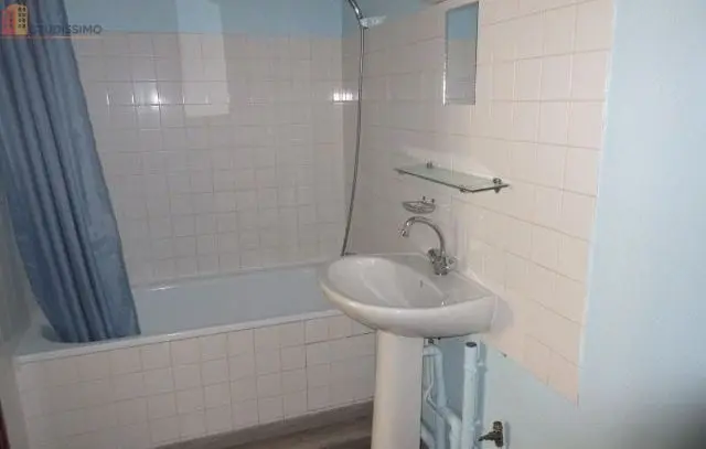 Studio 27m² Poligny - 1er étage, DPE E - Photo 3