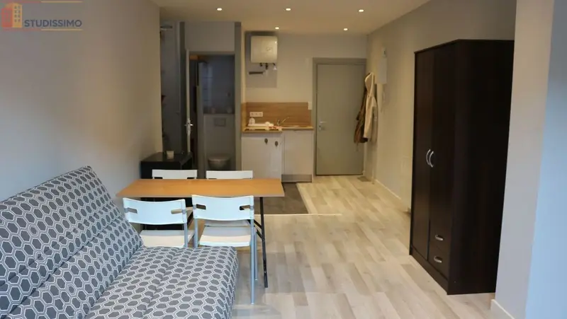 Studio meublé 28m² Champagnole - Centre-ville, lumineux - Photo 3
