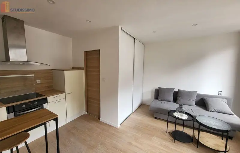 Studio meublé 27m² Saint-Claude 39200 - Rénové, meublé - Photo 1