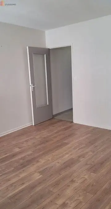 Studio 29m² Salins-les-Bains - 1er étage - Photo 1