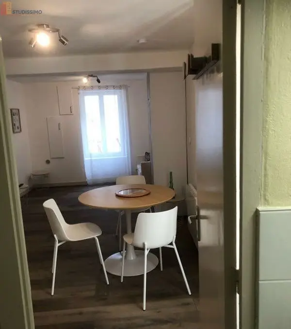 Studio meublé 29m² Lons-le-Saunier - Meublé, lumineux - Photo 10
