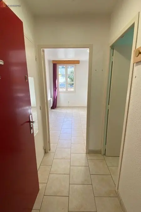 Studio 36m² Salins-les-Bains - Parking, cave - Photo 2