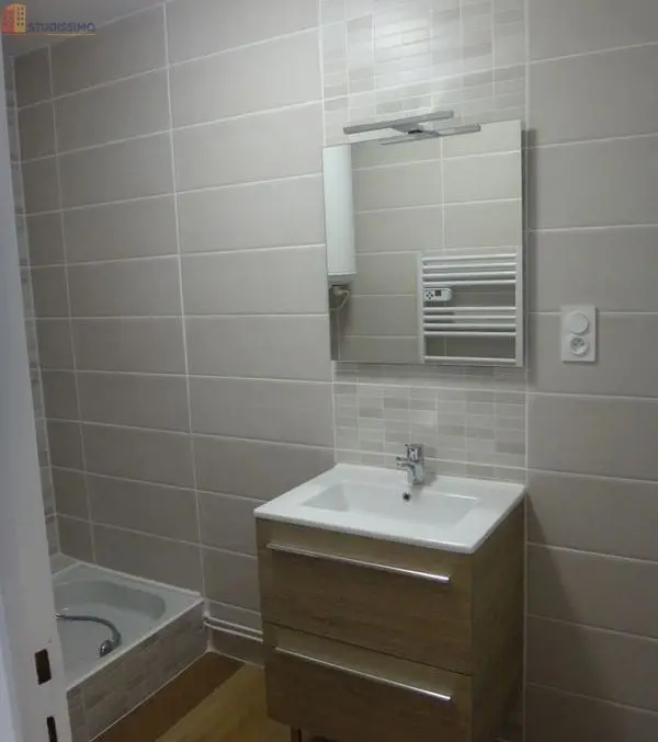 Studio meublé 15m² Poligny - Meublé, DPE D - Photo 3