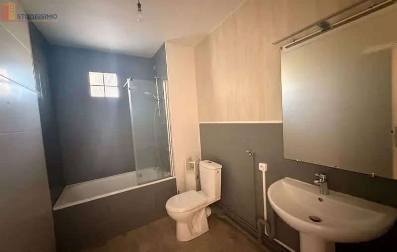 Studio 33m² Romorantin-Lanthenay - 3e étage, DPE D - Photo 7
