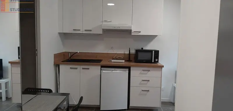 Studio meublé 15m² Blois centre - Équipé, charges comprises - Photo 4