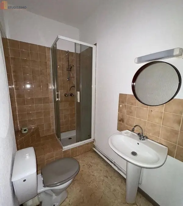 Studio meublé 15m² Saint-Étienne 42100 - Meublé, 1er étage - Photo 2